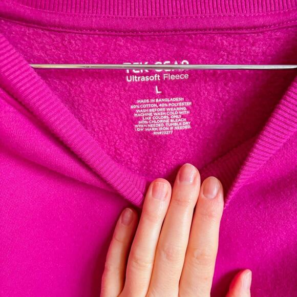 Tek Gear Ultrasoft Fleece Sweatshirt in Dark Pink 🩷 - Picture 4 of 6